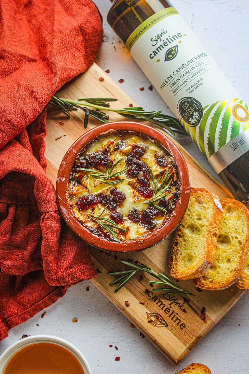 Brie fondant au air fryer aux canneberges, romarin et miel